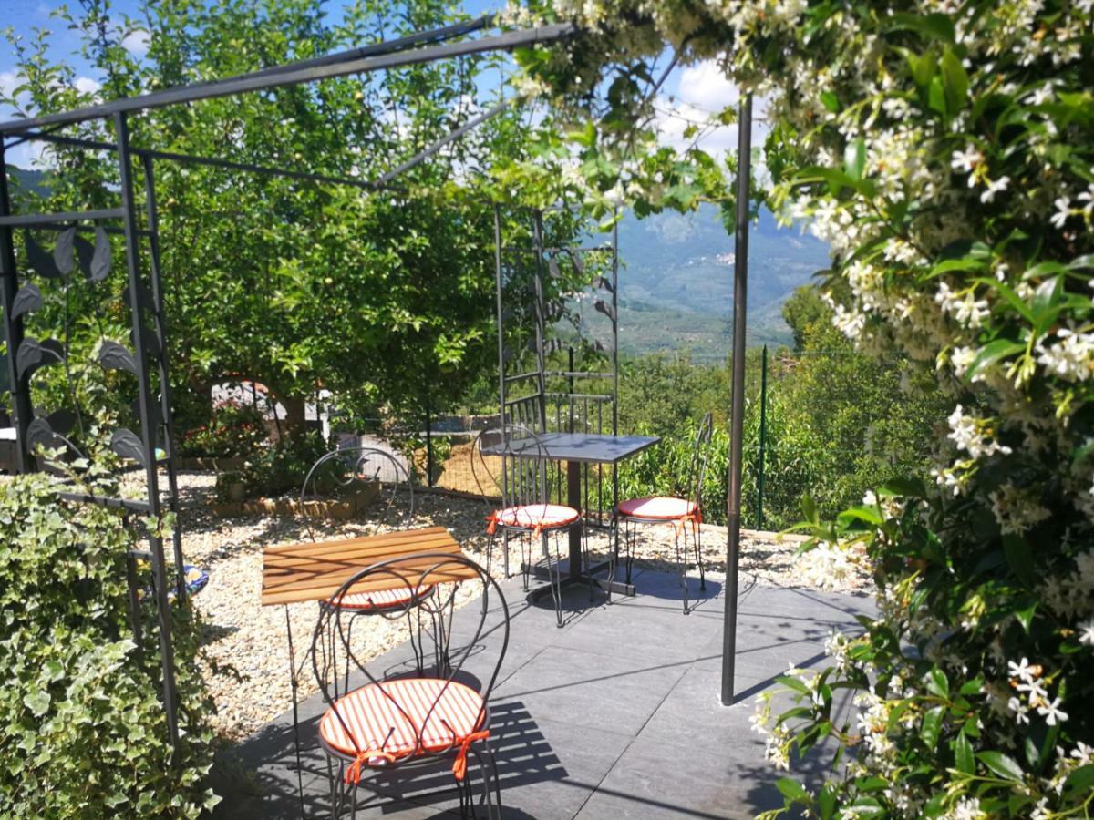 Agriturismo Nonni Devia Lucinasco Eksteriør billede